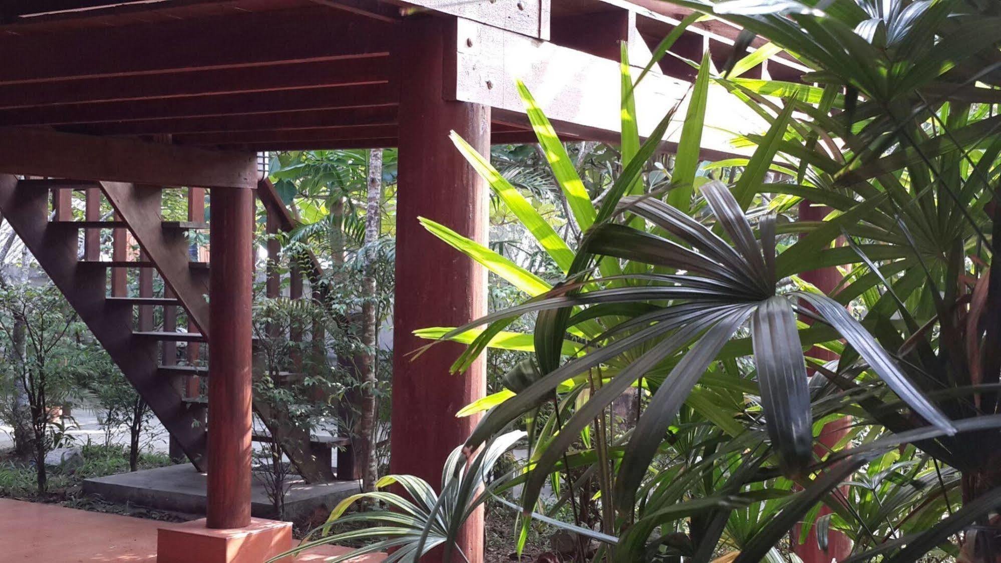 The Theatre Villa Bang Saphan Exteriör bild