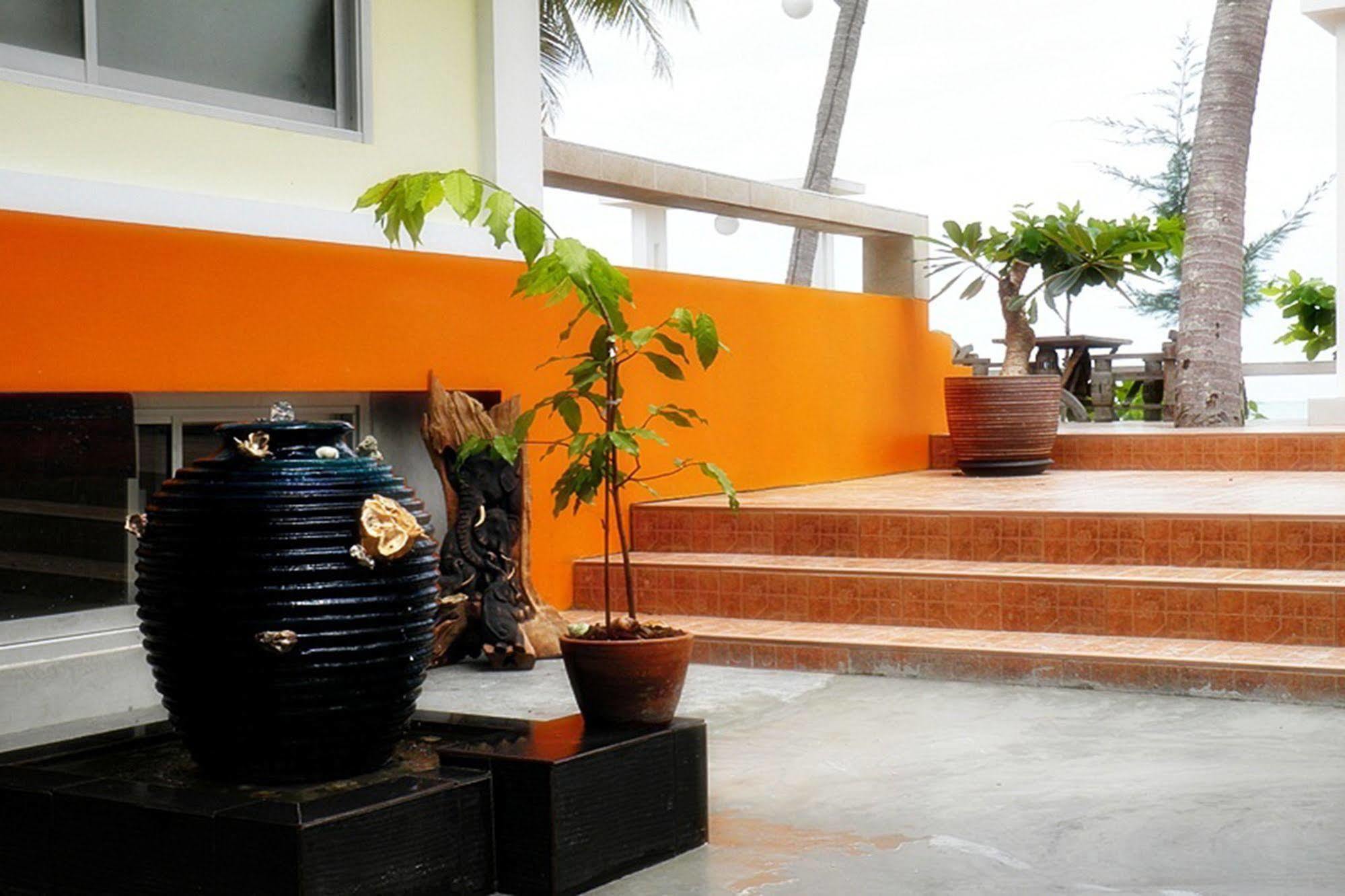 The Theatre Villa Bang Saphan Exteriör bild