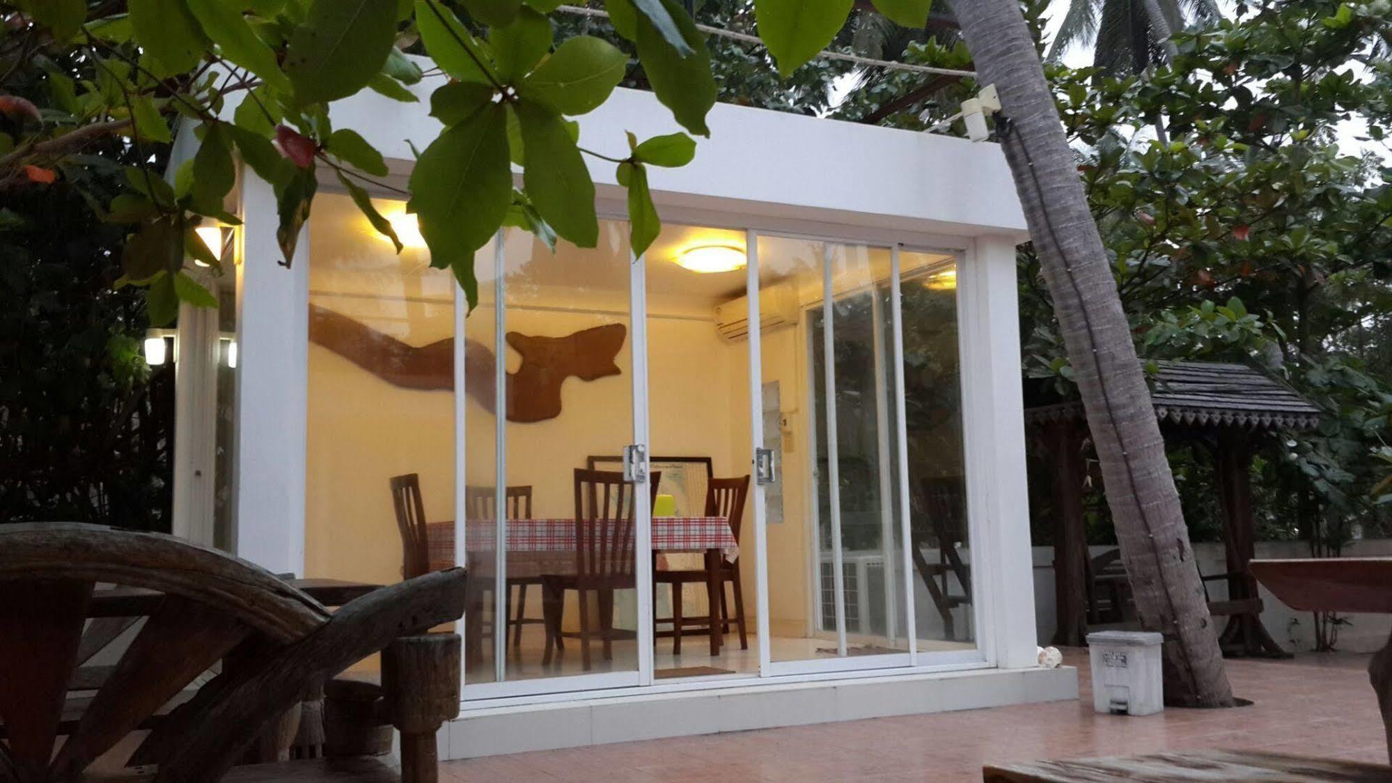 The Theatre Villa Bang Saphan Exteriör bild